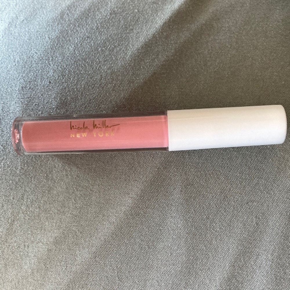 Nicole Miller Lip stick